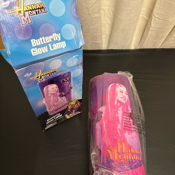 Hannah Montana Butterfly Glow Lamp - Pink and Purple - Picture 1 of 3